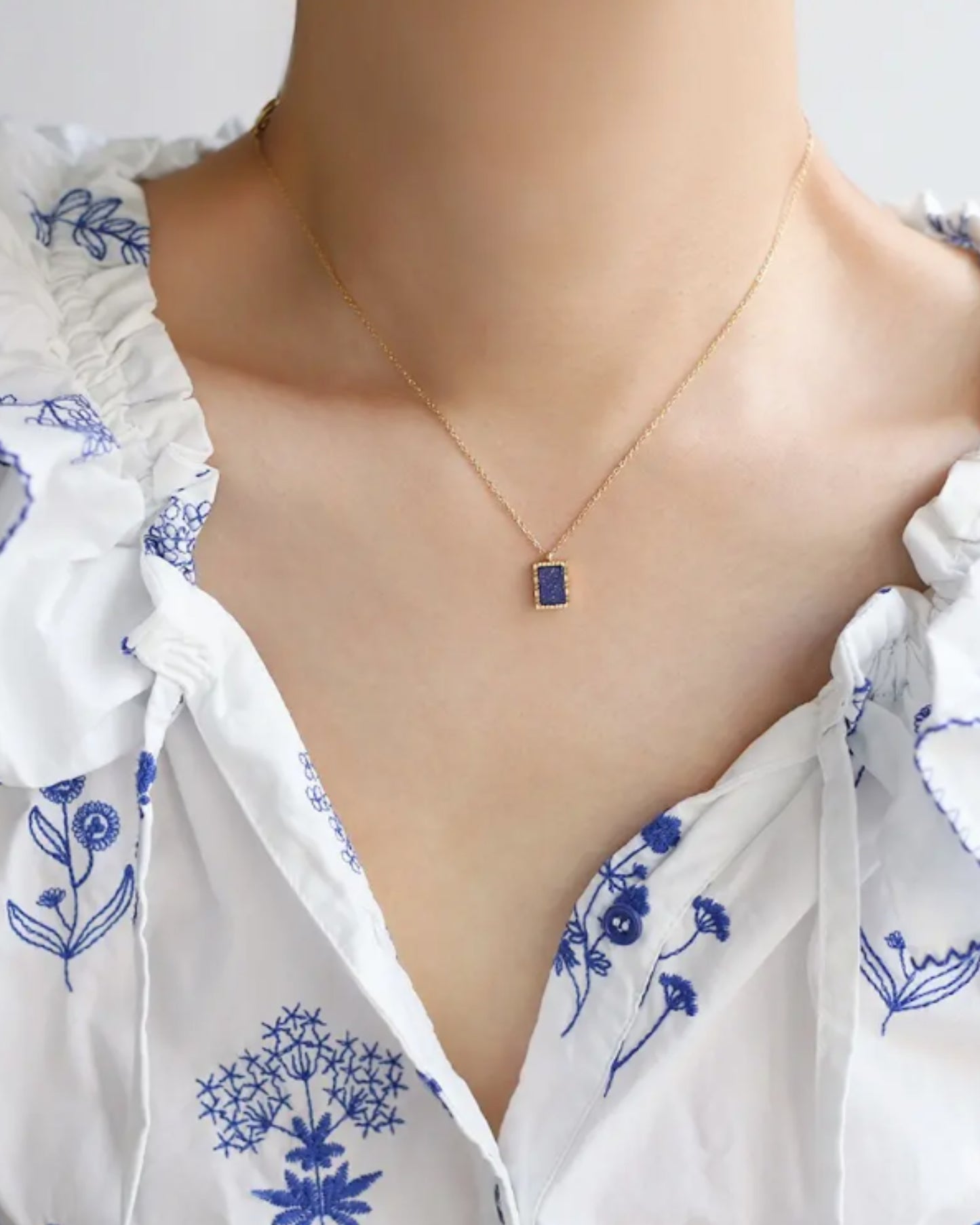 Noir Gem Necklace