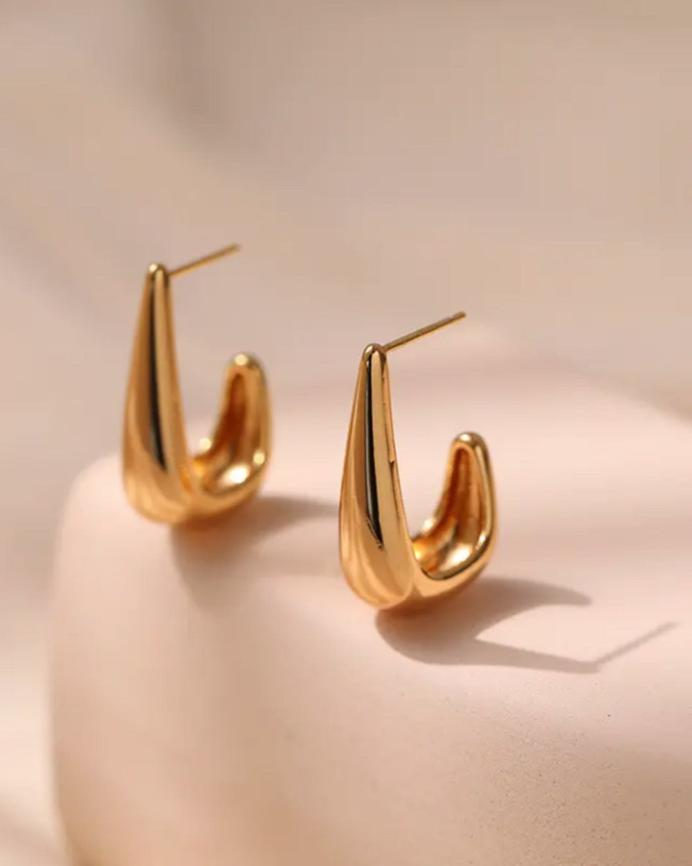 Solis Sculpt Earrings