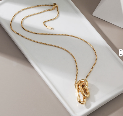 The Loop Necklace